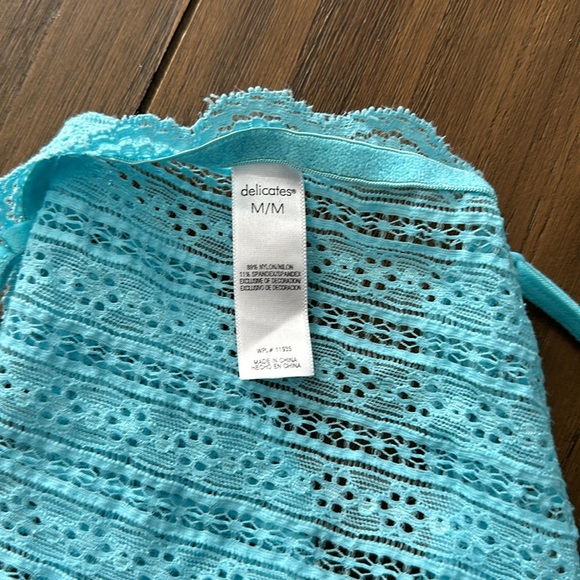 Delicates sleepwear top medium - Picture 4 of 4